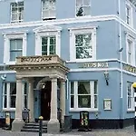 The Queen\'S Hotel Wetherspoon